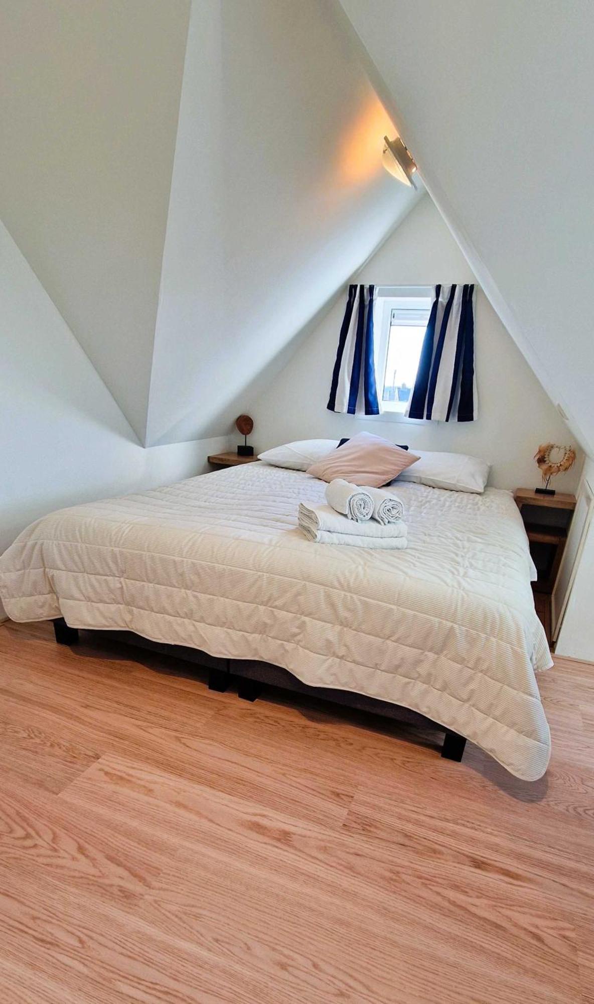 Aan Zee Guest house