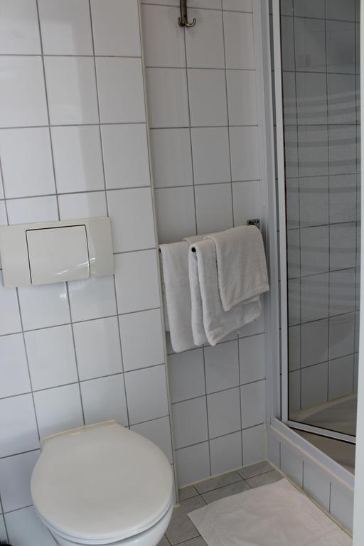 Guest house Aan Zee 2*